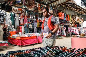 BIB: 
                            <button type="button" onclick="openModal(25557054)" class="btn btn-primary btn-sm float-right btn-popup" data-toggle="modal" data-target=".modal-high-quality">
                        <i class="fas fa-shopping-cart"></i> Add to Cart
                    </button>
                                            <button type="button" onclick="isThisMe(25557054, true)" class="btn btn-success btn-sm float-right btn-popup btn-isme hidden" data-toggle="tooltip" data-placement="bottom" title="นี่คือรูปของคุณใช่ไหม คลิกที่นี่เพื่อเอาเข้าอัลบั้ม">
                        <i class="fas fa-plus"></i> Add to album
                    </button>
                    <button type="button" onclick="isThisMe(25557054, false)" class="btn btn-warning btn-sm float-right btn-popup btn-isnotme hidden">
                        <i class="fas fa-ban"></i> Remove from album
                    </button>